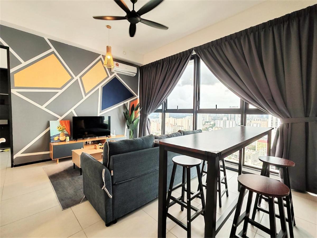 Cozy Minimalist Suite At Urban Suites Georgetown By Superstay Jelutong Esterno foto